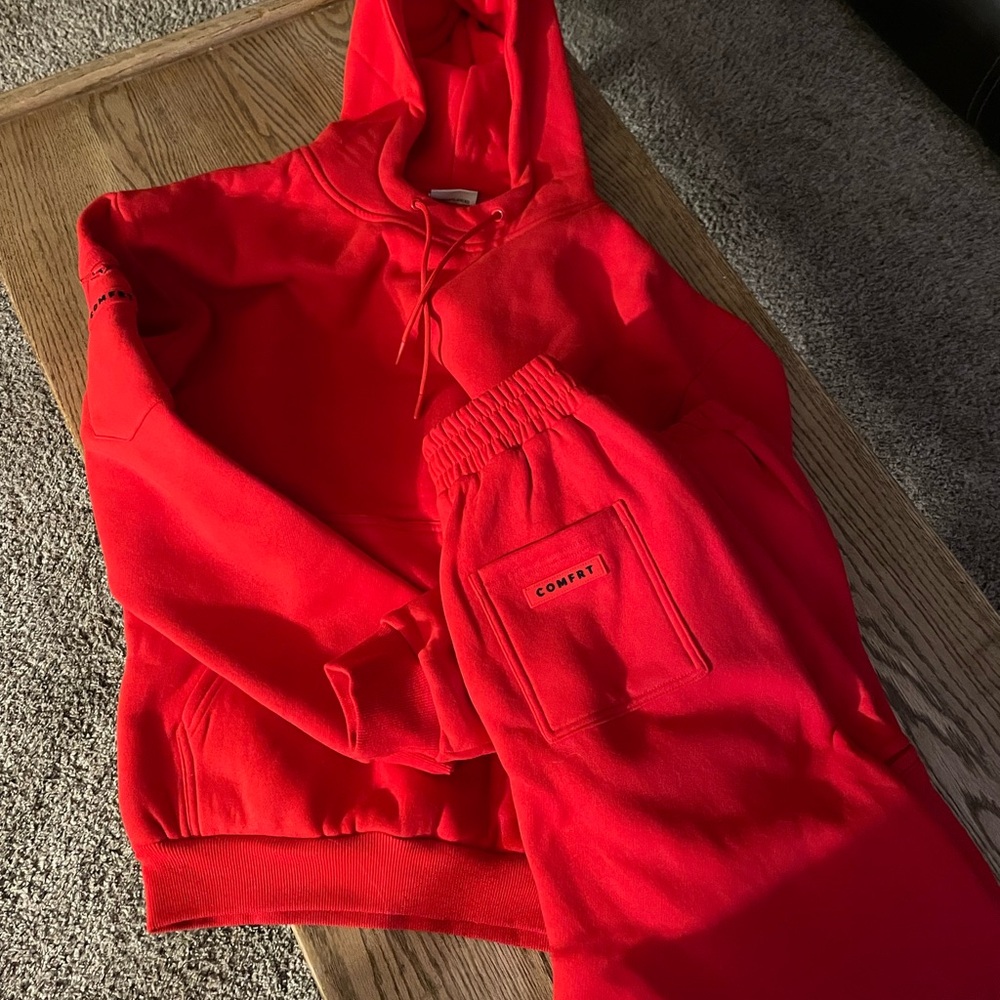 Comfrt Airplane Mode Hoodie Sweatpants Set - Crimson Red